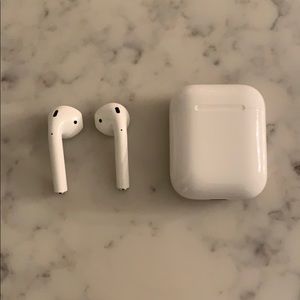 Apple Air pods (no damage just don’t need)